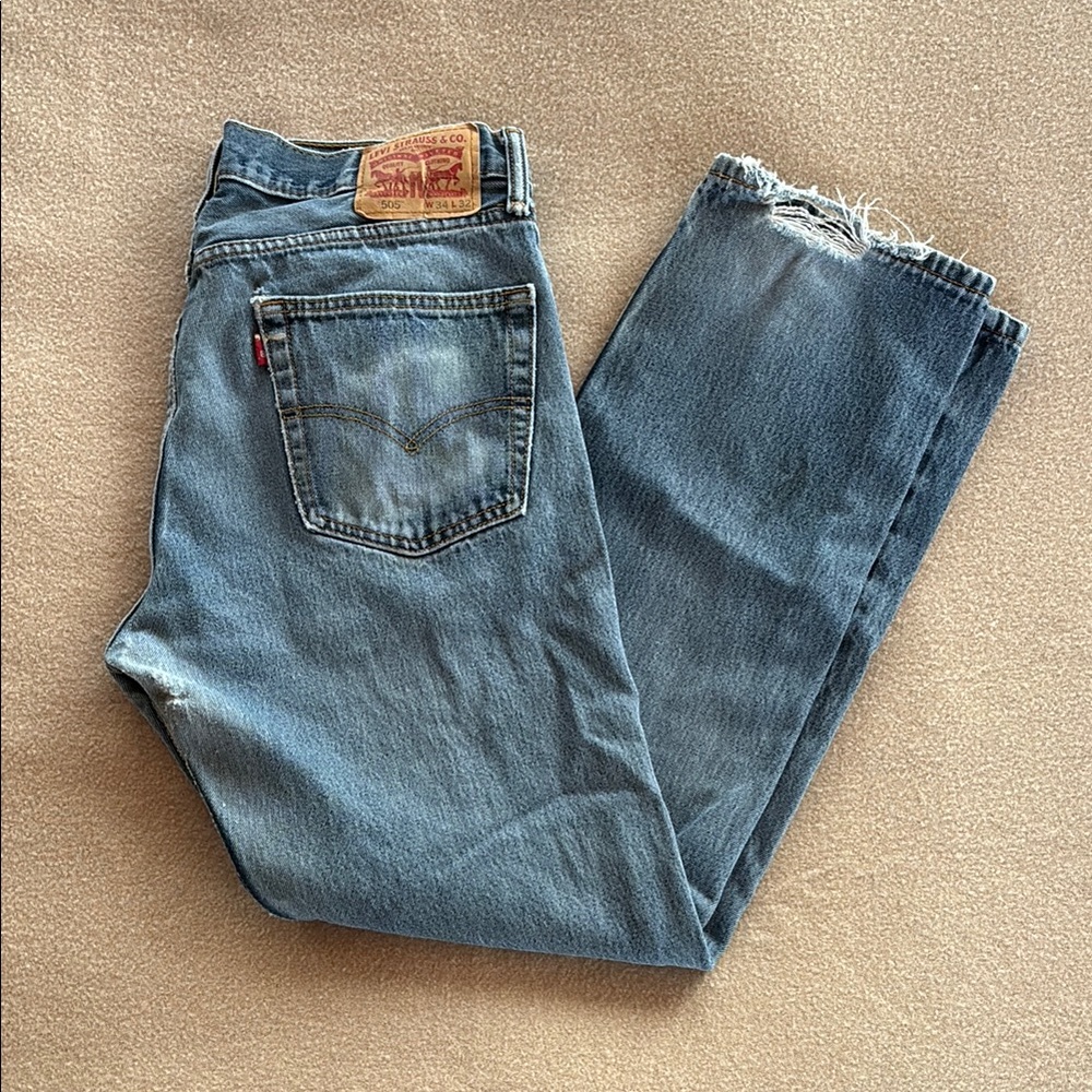 Vintage Distressed Levi’s 505 Jeans